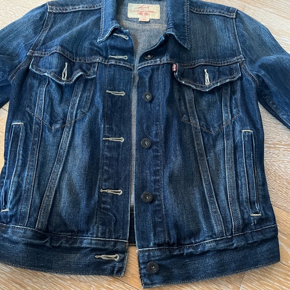 Levi’s Jacket - Picture 4 of 4